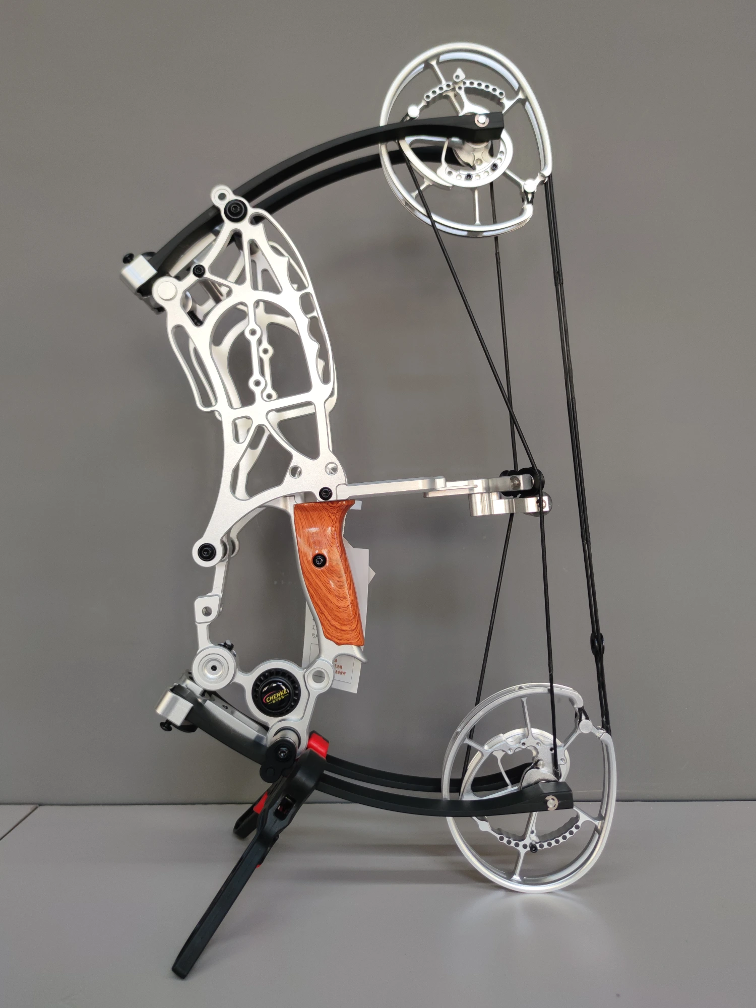 BattleFalcon BFC-F20 Ultimate Compound Bow Set – With Digital Night Vision&Anchor Trainer