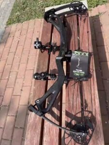 BFA-C16 Carbon Assault Hunting Compound Bow – Lightweight, High-Strength & Durable Carbon Construction | Perfect for Hunting