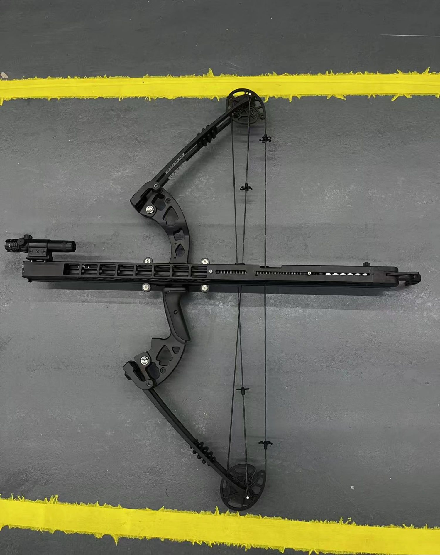 BF-L18KA Rapid-Fire Bow in Action — Steel Ball Shooting Demonstration BattleFalcon BF-L18KA Rapid-Fire Steel Ball Compound Bow