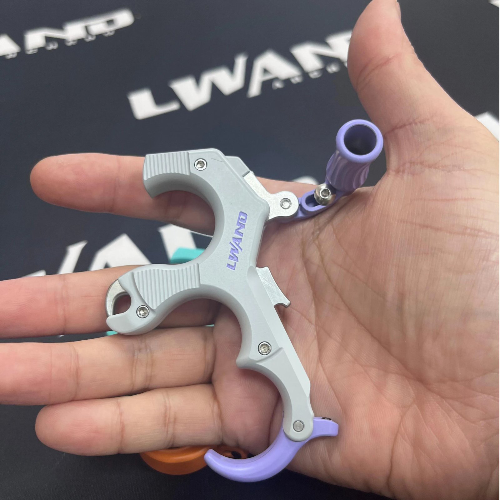 LW-CSL1 Dopamine Color Thumb Release – Bold Style, Smooth Control