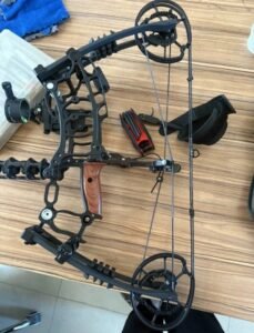 BFC-F20 Ultimate Compound Bow Set – With Digital Night Vision&Anchor Trainer