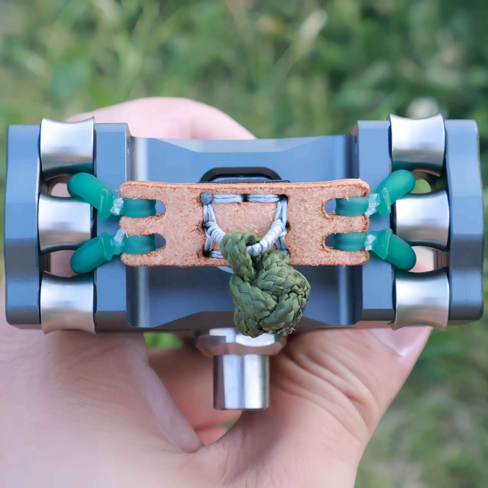 BF-M13 Viper Automatic-Loading Magazine Slingshot